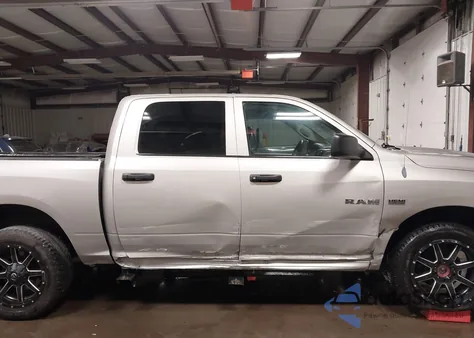 2010 Dodge Ram 1500 St из США, поврежденный, VIN 1D7RV1CT9AS197072